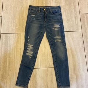Gently used American Eagle ripped jeans